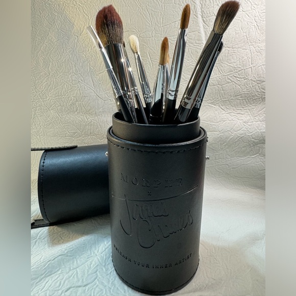 MORPHE X JAMES EYE BRUSH SET. - Picture 3 of 4